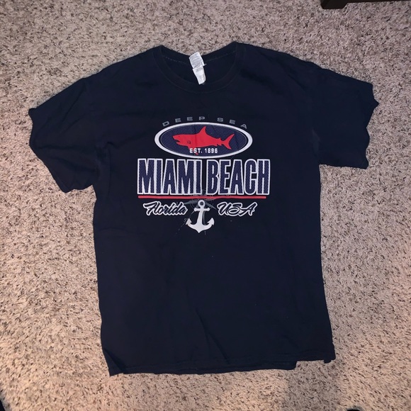 Gildan Other - Gildan Miami beach T
